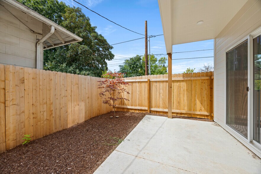 More Photos Of 5860 N Missouri Ave, Portland Apartments For Sale