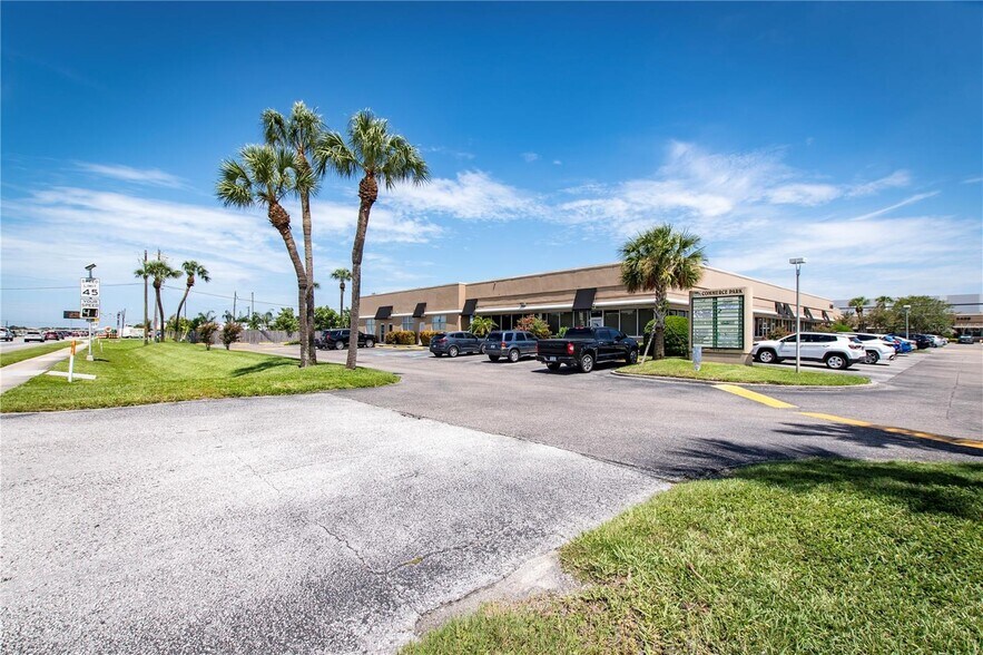 More Photos Of 5404 Hoover Blvd, Tampa Medical For Sale