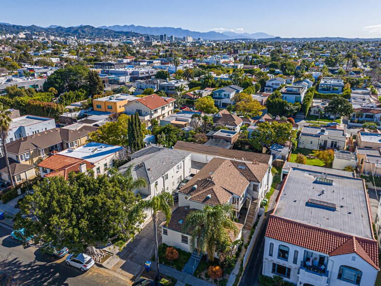 More Photos Of 610 N Spaulding Ave, Los Angeles Apartments For Sale