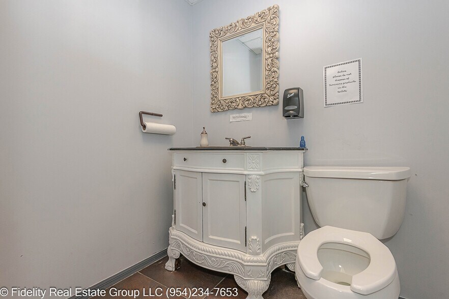 More Photos Of 3650 Coral Ridge Dr, Coral Springs Light Manufacturing For Sale