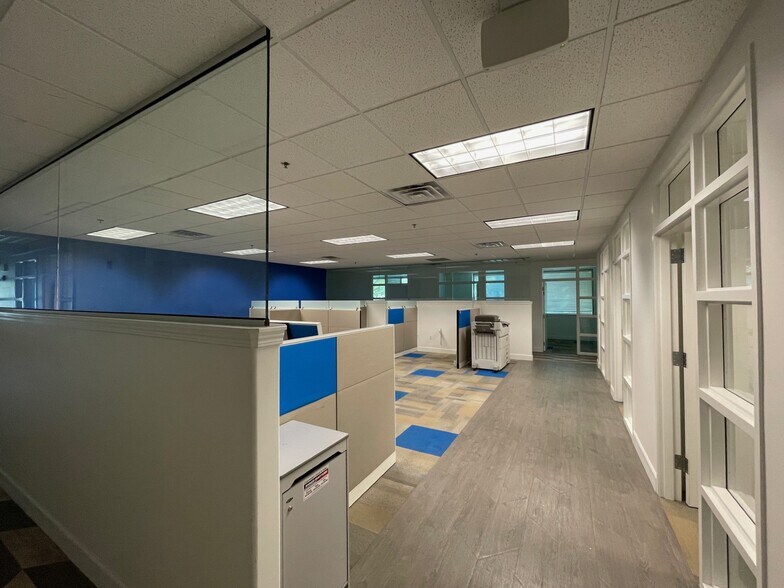 More Photos Of 552-580 W 800 N, Orem Medical For Sale