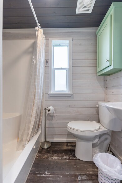 More Photos Of 2199 Roosterville Rd, Roopville Horse Stables For Sale