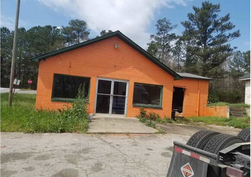 More Photos Of 398 Martin Luther King Dr, Thomaston Convenience Store For Sale