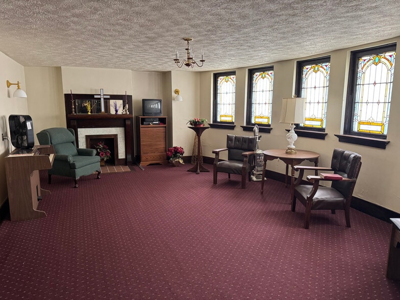 More Photos Of 400 Westinghouse Ave, Wilmerding Religious Facility For Sale