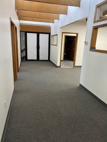 More Photos Of 4206 Main St, Union Gap Office For Lease