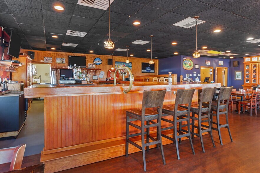 More Photos Of 49252 NC 12, Buxton Restaurant For Sale