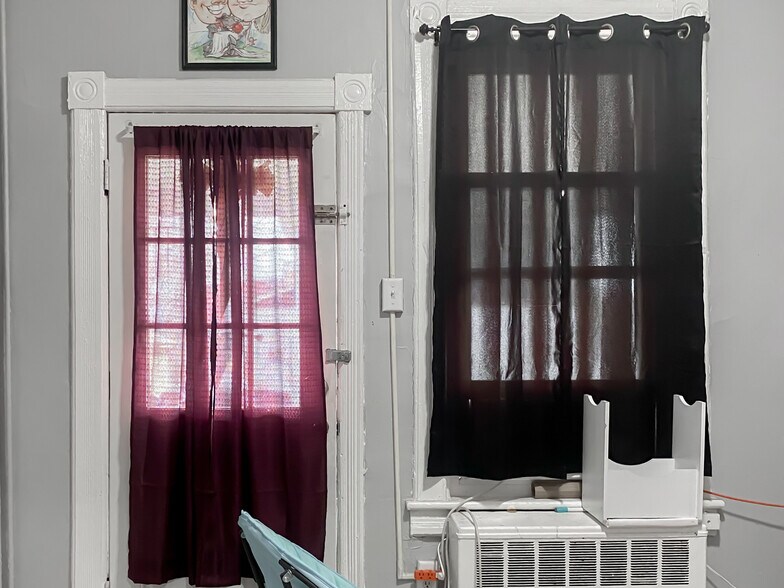 More Photos Of 72 1/2 Henry Ave, Newburgh Apartments For Sale