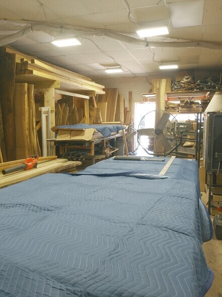 More Photos Of 3573 Enterprise Ave, Naples Warehouse For Lease