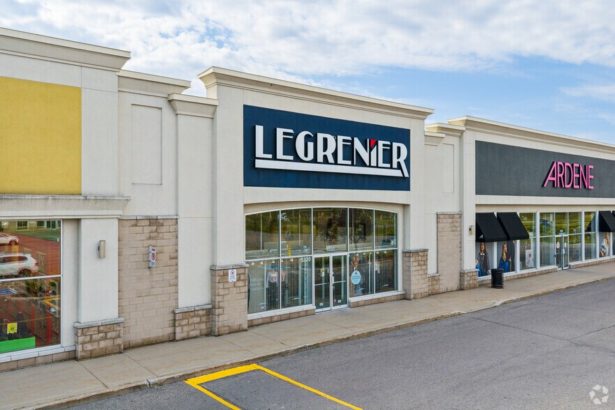 More Photos Of 5205 Boul Robert-Bourassa, Laval Unknown For Lease