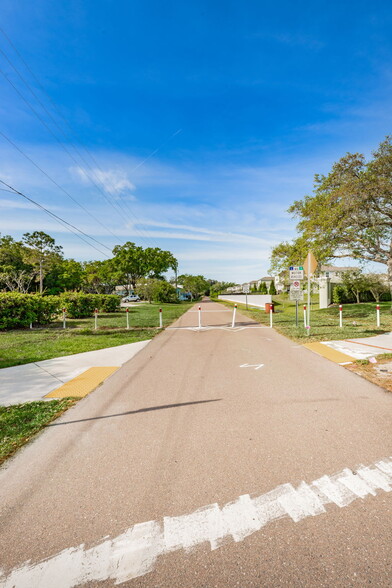 More Photos Of 1231 Illinois Ave, Palm Harbor Apartments For Sale