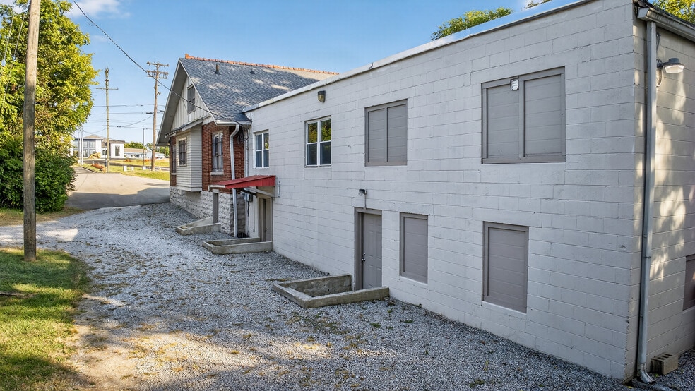 More Photos Of 2819 Gallatin Pike, Nashville Freestanding For Lease