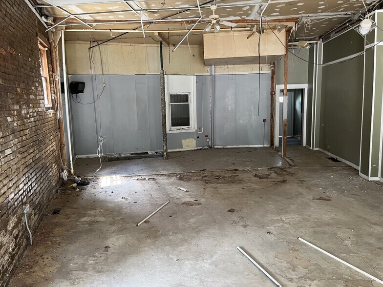 More Photos Of 96 Speedwell Ave, Morristown General Retail For Sale