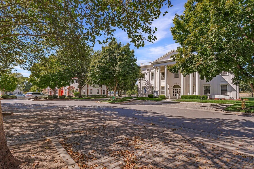 More Photos Of 110 Independence Cir, Chico Medical For Sale