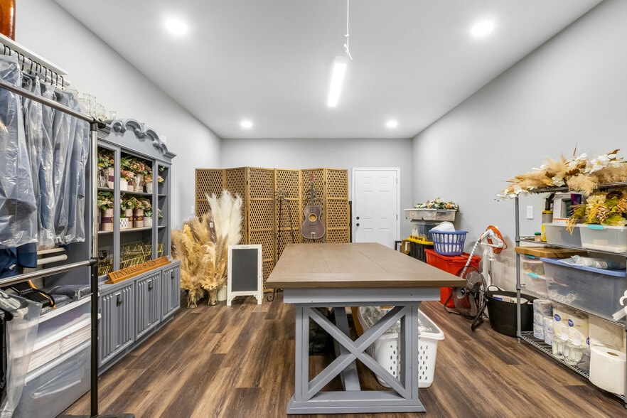 More Photos Of 1049 Oregon Rd, Lascassas Specialty For Sale