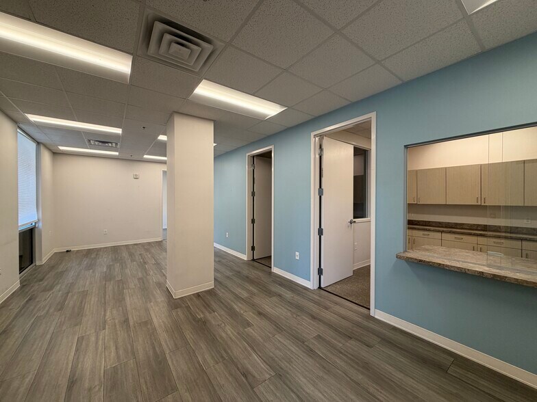 More Photos Of 2209 Abbott Martin Rd, Nashville Apartments For Lease