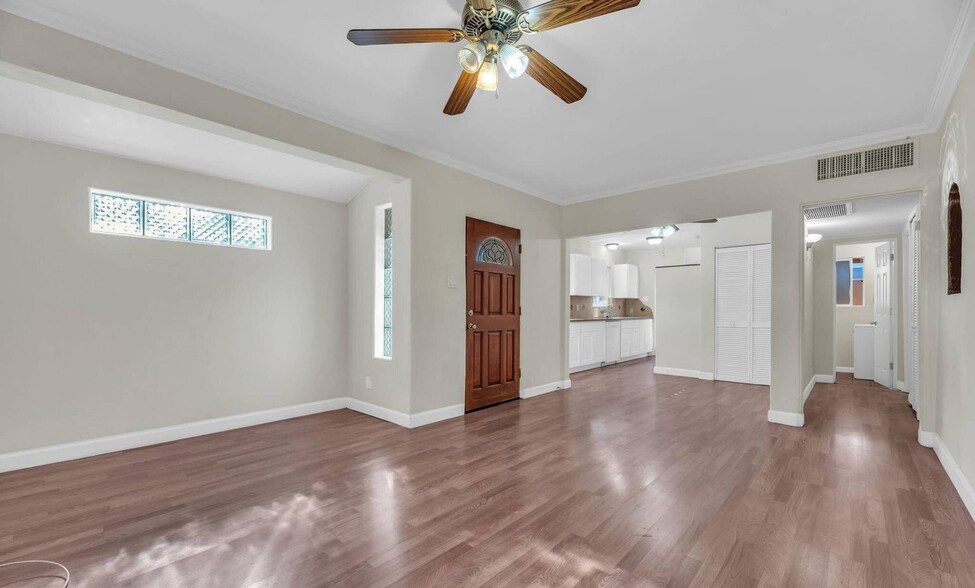 More Photos Of 602-606 E San Juan Ave, Phoenix Apartments For Sale