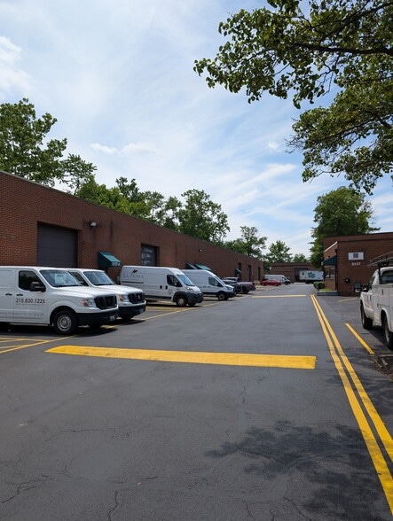 More Photos Of 5113-5123 Berwyn Rd, College Park Unknown For Lease