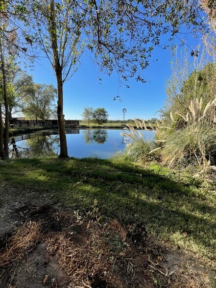 More Photos Of 1804 E College Blvd, Roswell General Retail For Sale