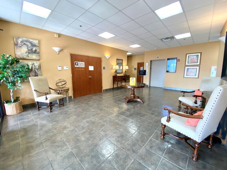 More Photos Of 1100 Marion St, Knoxville Office For Lease