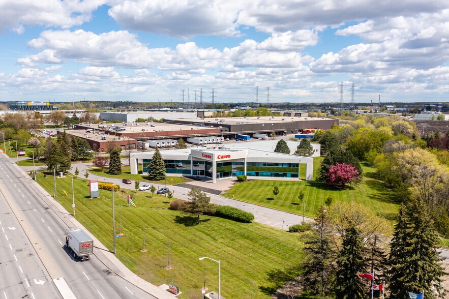 More Photos Of 2260-2300 Walkley Rd, Ottawa Flex For Sale