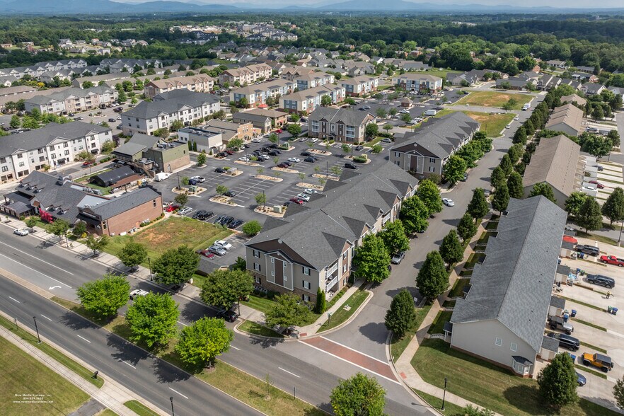 More Photos Of 301 Rotunda St, Lynchburg Apartments For Sale