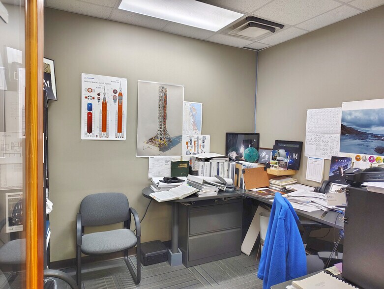 More Photos Of 115 Alma Blvd, Merritt Island Office For Lease