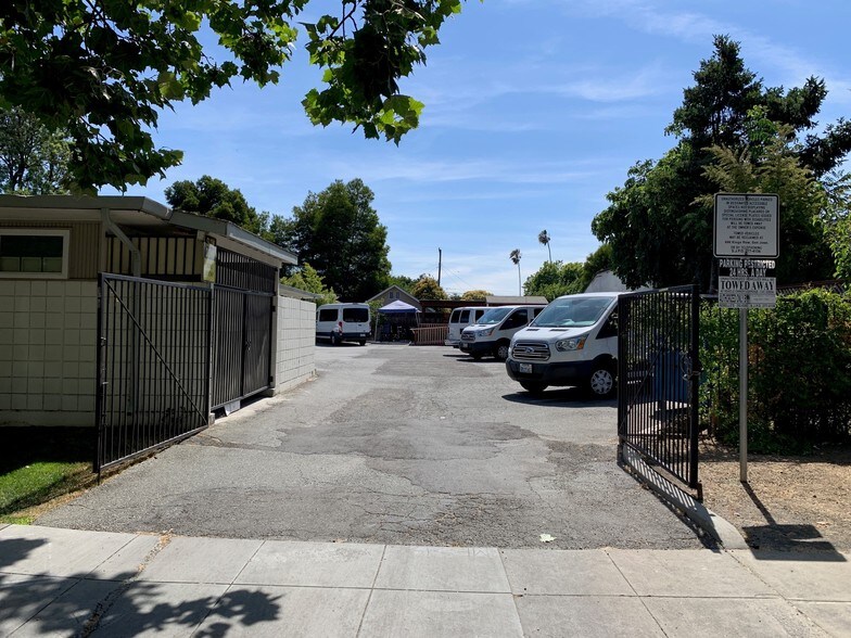 More Photos Of 303 N 15th St, San Jose Medical For Sale