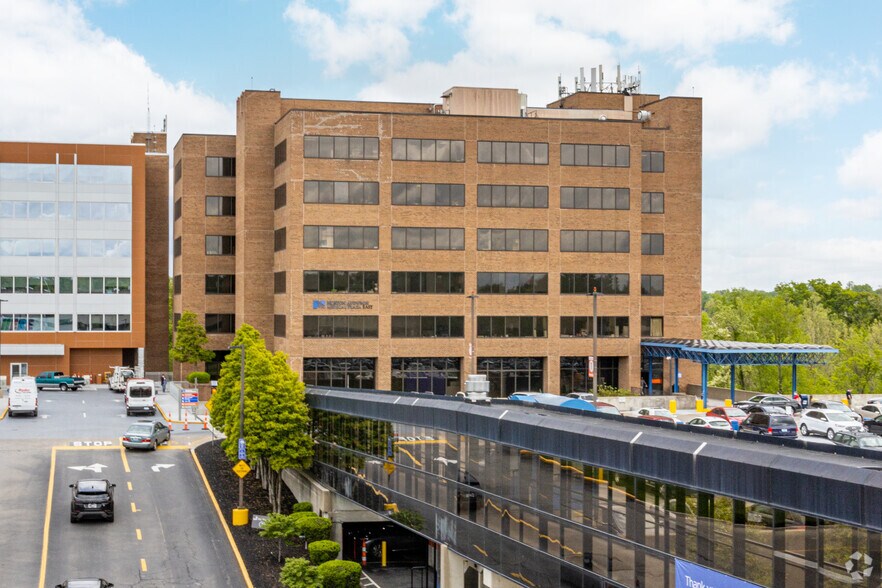 More Photos Of 3 Audubon Plaza Dr, Louisville Medical For Lease