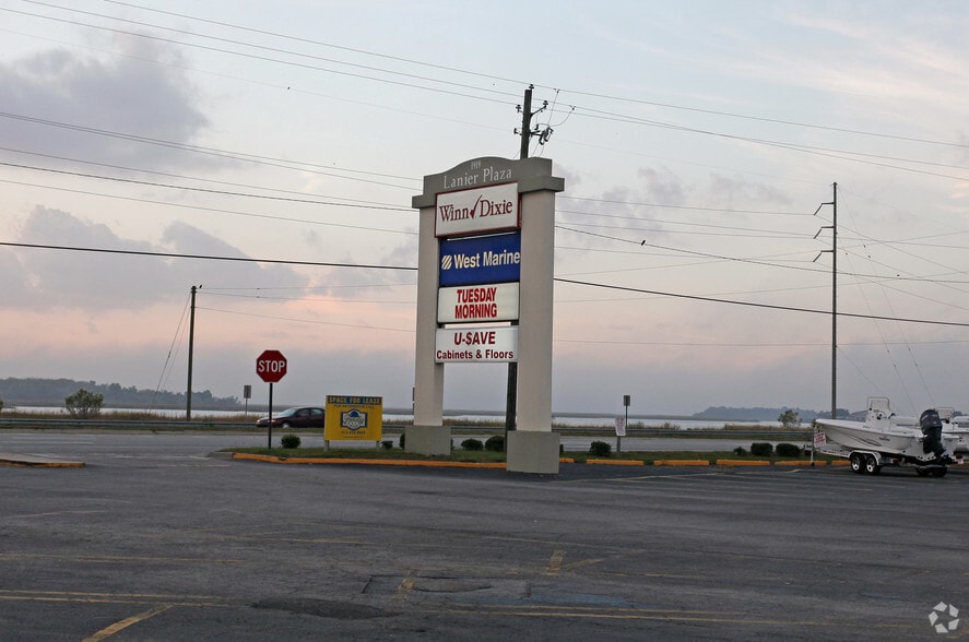 More Photos Of 1919-1945 Glynn Ave, Brunswick Unknown For Lease