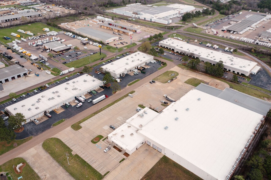 More Photos Of 197 Interstate Dr, Richland Unknown For Lease