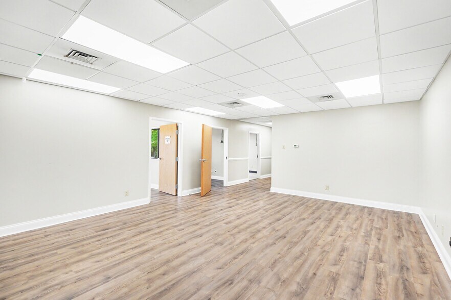 More Photos Of 470 Lake Concord Rd NE, Concord Medical For Lease