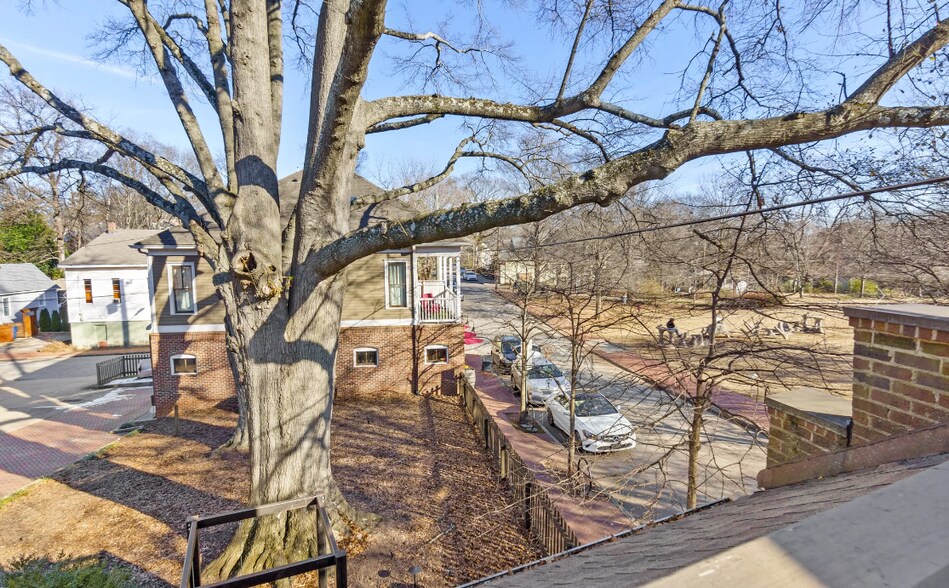 More Photos Of 692 Kirkwood Ave SE, Atlanta Storefront Retail Residential For Sale