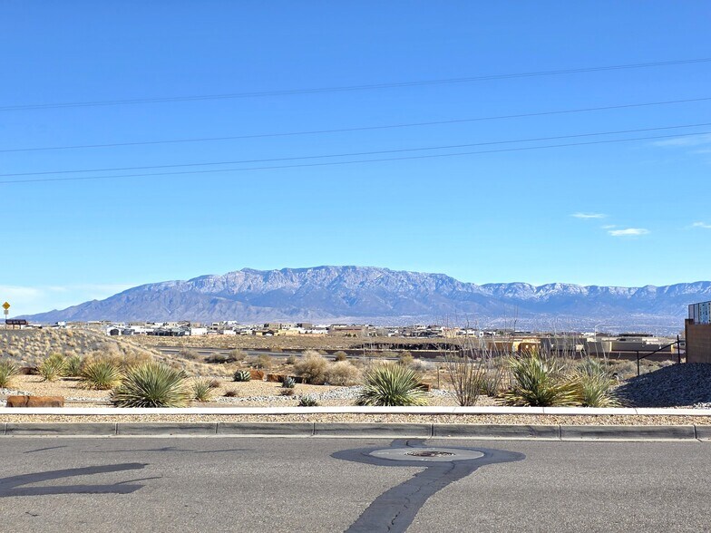 More Photos Of 8405 Wild Dunes Rd NW, Albuquerque Office For Sale