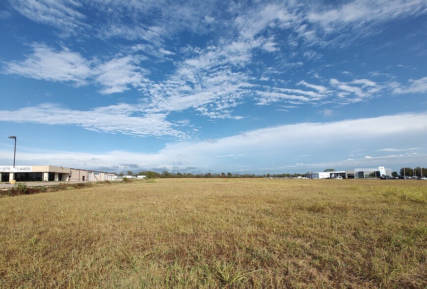 More Photos Of 10059 Highway 6 Loop, Navasota Land For Sale