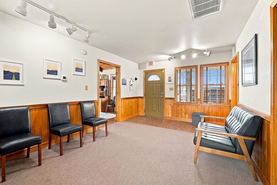 More Photos Of 2701 N Croatan Hwy, Kill Devil Hills Office For Sale
