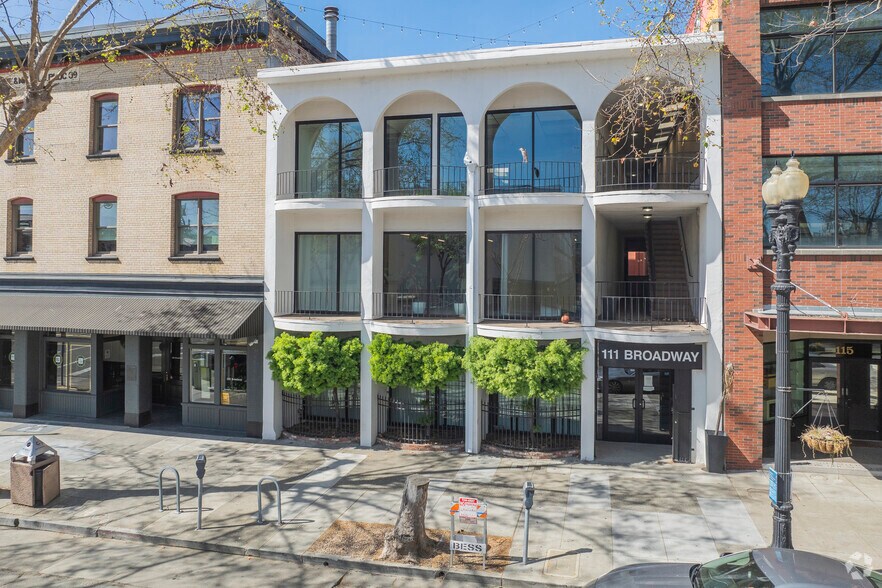 More Photos Of 111 Broadway, Oakland Office For Sale