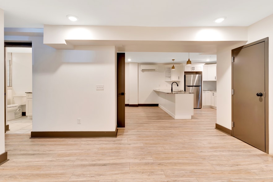 More Photos Of 406 High St, Chattanooga Office Residential For Sale