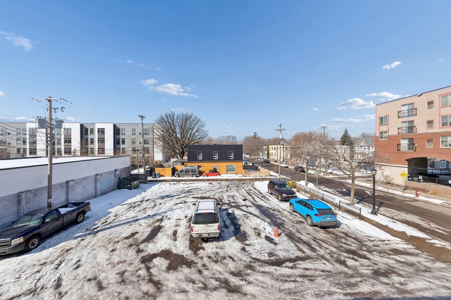 More Photos Of 1844 Central Ave NE, Minneapolis Apartments For Sale
