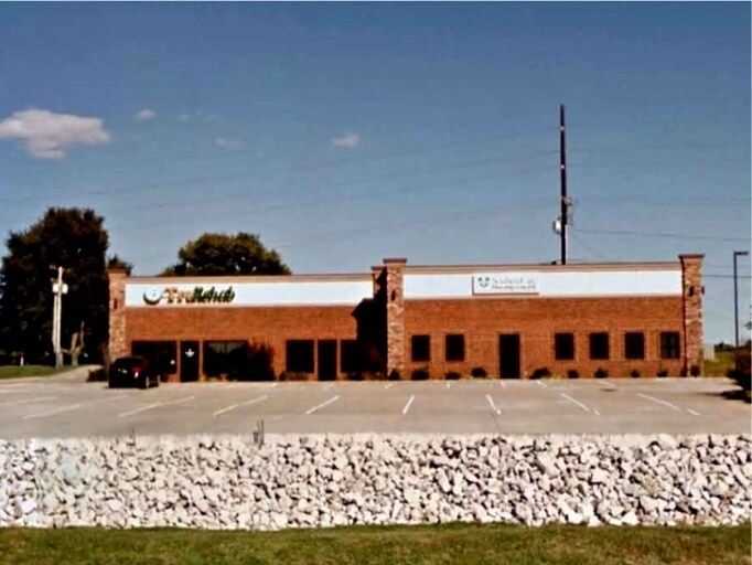 More Photos Of 12201 N Highway 41, Evansville Unknown For Lease