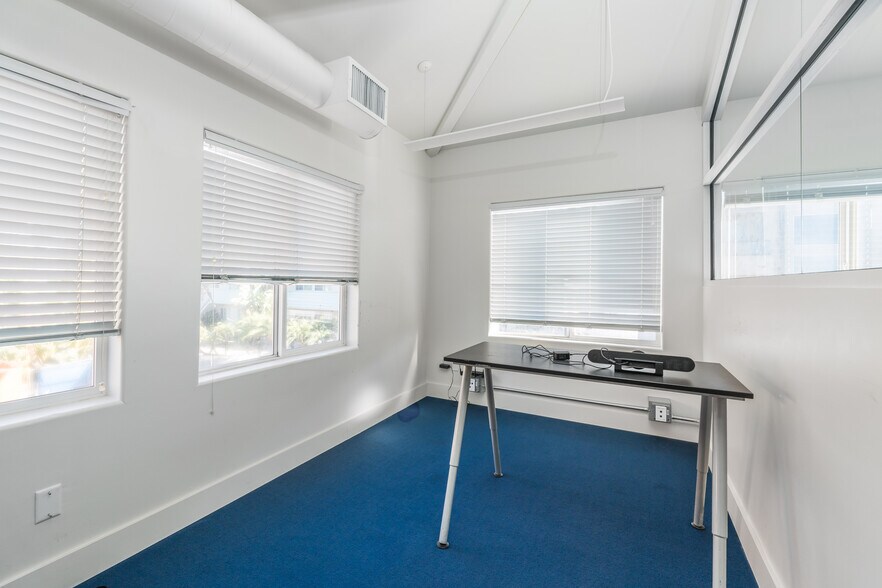 More Photos Of 1100 Highland Ave, Manhattan Beach Office For Sale