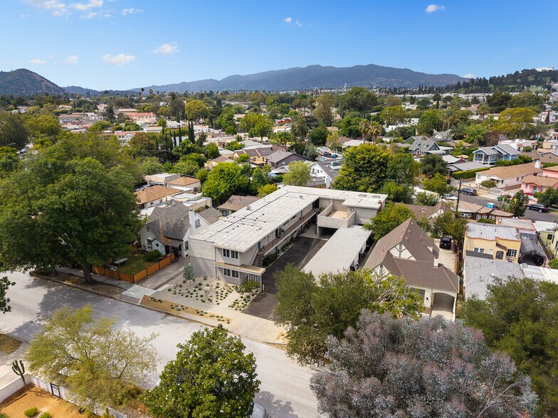 More Photos Of 3025 Glenhurst Ave, Los Angeles Apartments For Sale