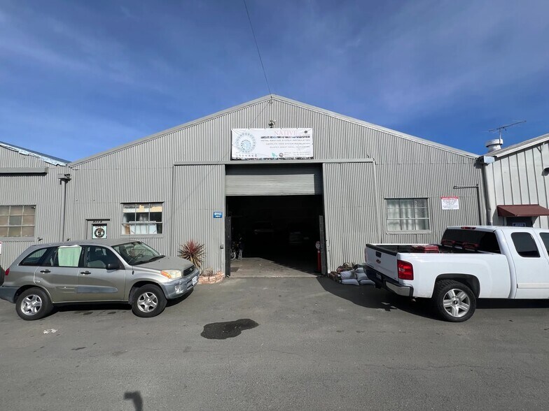 More Photos Of 175-185 Market St, San Rafael Warehouse For Sale