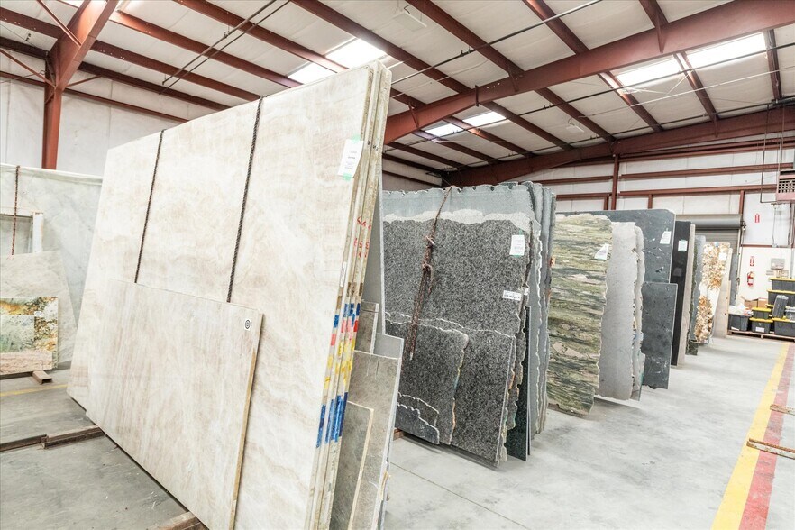 More Photos Of 325 Santa Bella, Paso Robles Warehouse For Lease