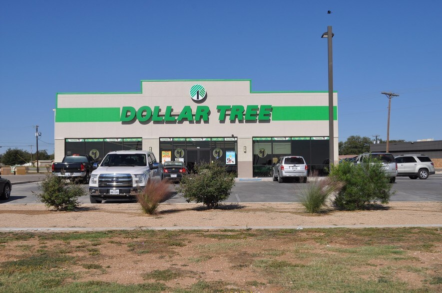 Primary Photo Of 2204 Lubbock Hwy, Lamesa Freestanding For Sale