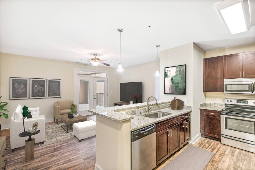 More Photos Of 9336 Kings Parade Blvd, Charlotte Apartments For Lease