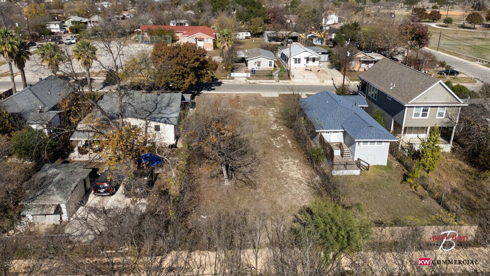 More Photos Of 920 Martin Luther King Dr, San Antonio Land For Sale