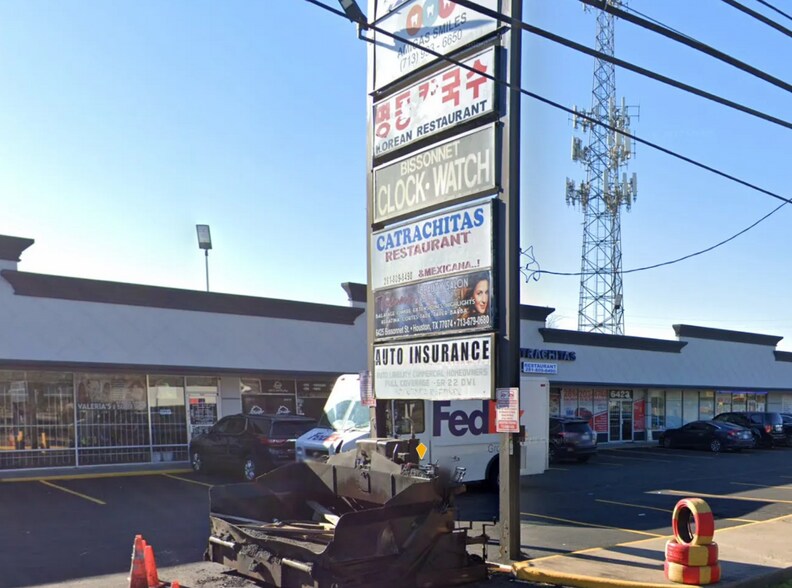 More Photos Of 6417-6433 Bissonnet St, Houston Unknown For Lease