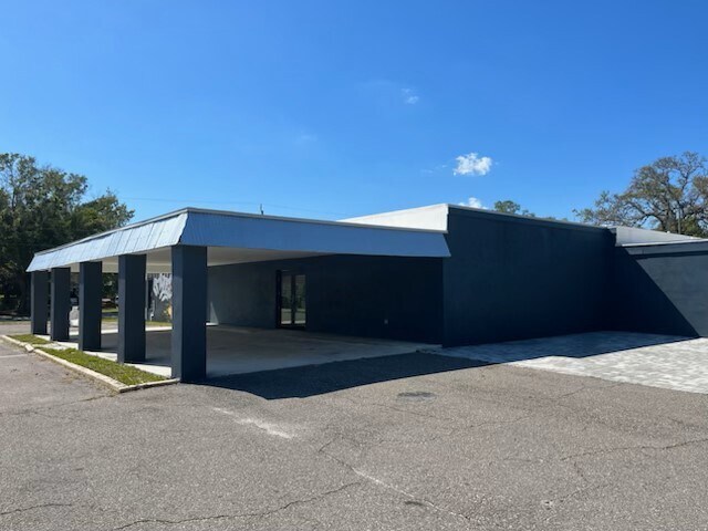 More Photos Of 1940 7th Ave S, Saint Petersburg Medical For Lease