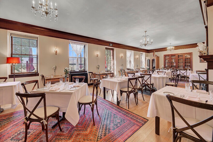 More Photos Of 2245 Head Ln, Helena Hotel For Sale