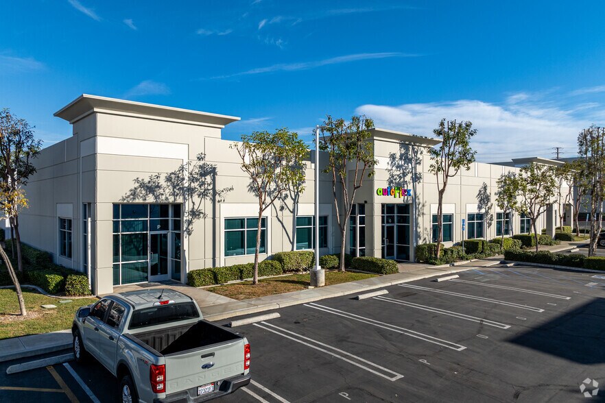 More Photos Of 511 S Harbor Blvd, La Habra Light Distribution For Lease